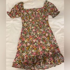 The cutest mini dress for the spring. Size S.